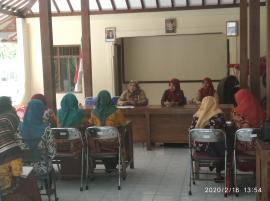 PERTEMUAN RUTIN PKK DESA PUCANGANOM