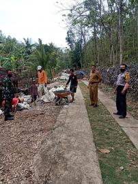 TIGA PILAR KALURAHAN MONITORING PEKERJAAN TALUD