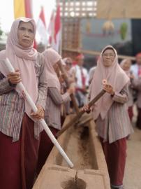 GEJOG LESUNG, TRADISIONAL YANG MASIH TERKENAL